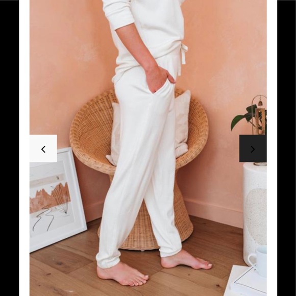 Kick Back And Relax Pocketed Knit Joggers - Picture 6 of 6